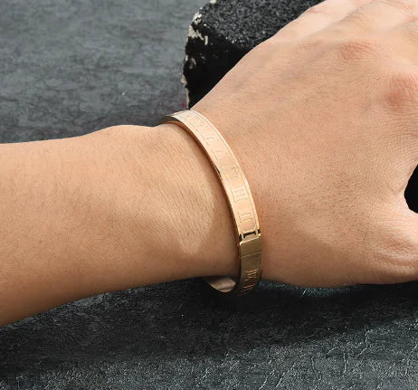Minimalist Style Bangle