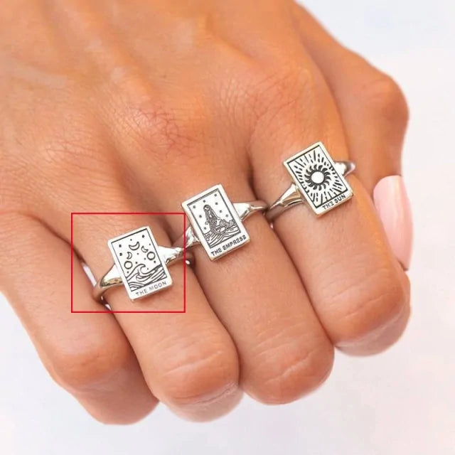 Daisy Rings Showcase