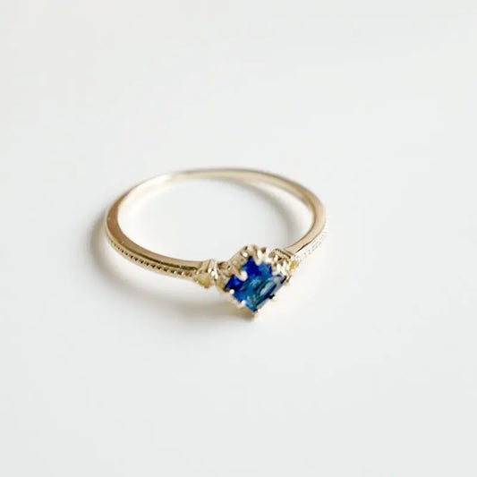 Gold Plated Zirconium Ring with Fashionable Design