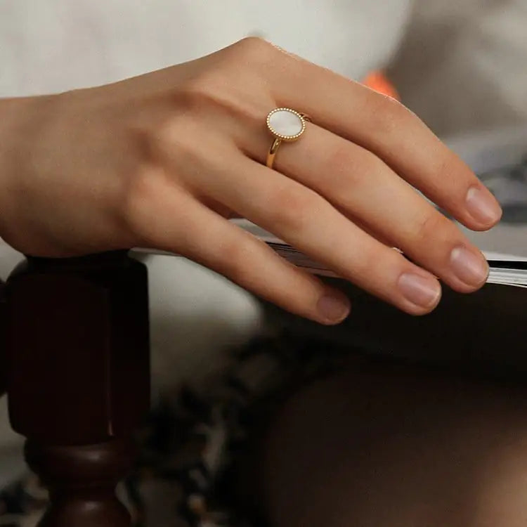 Light Luxury Ring with Original Design